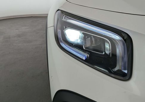 Mercedes-Benz GLB 250, 2020 3