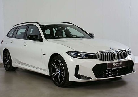 BMW 330, 2023 2