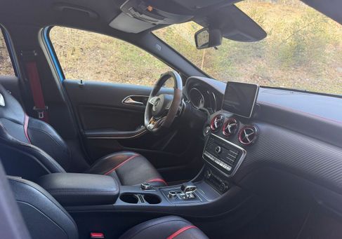 Mercedes-Benz A 45 AMG, 2016