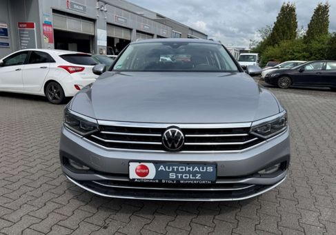 Volkswagen Passat, 2021