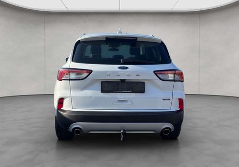 Ford Kuga, 2022