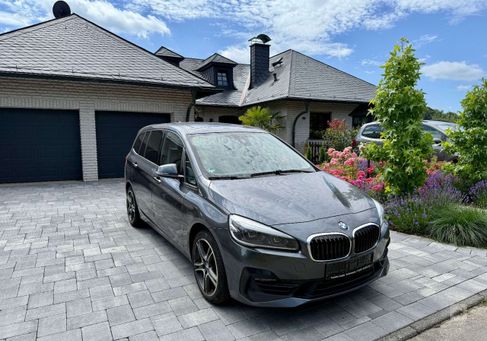 BMW 220, 2020