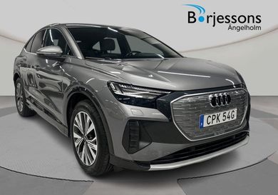 Audi Q4, 2022