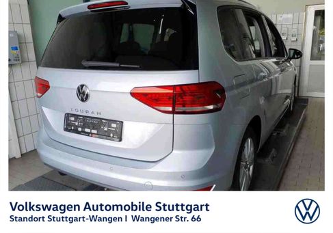 Volkswagen Touran, 2023 3