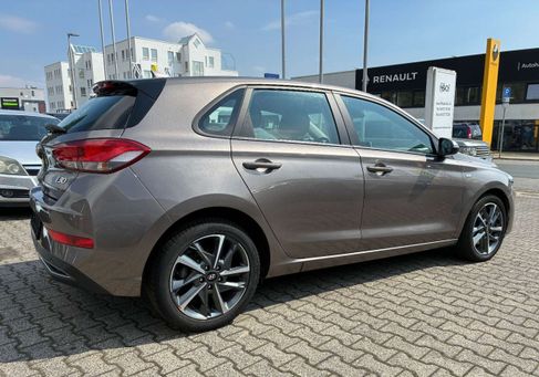 Hyundai i30, 2023 3