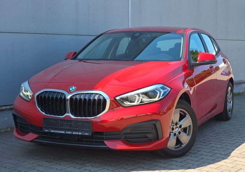 BMW 118, 2021