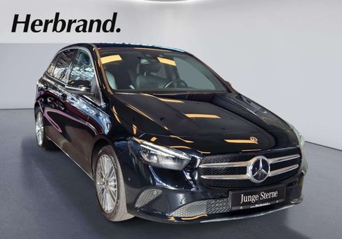 Mercedes-Benz B 250, 2022