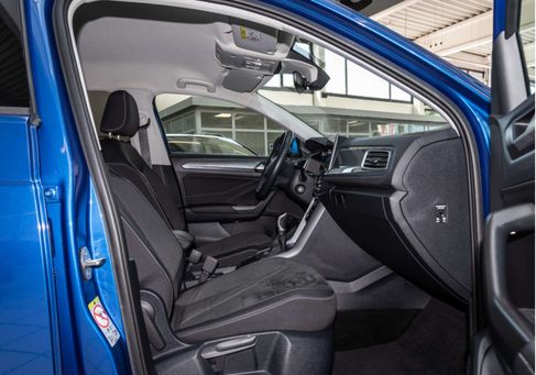 Volkswagen T-Roc, 2022 3