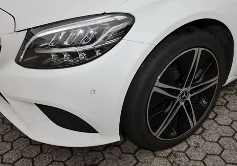 Mercedes-Benz C 300, 2020