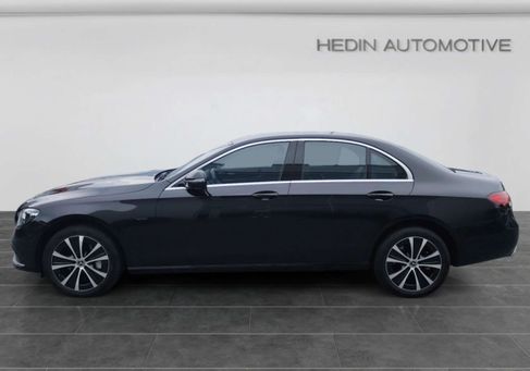 Mercedes-Benz E 300, 2021 3