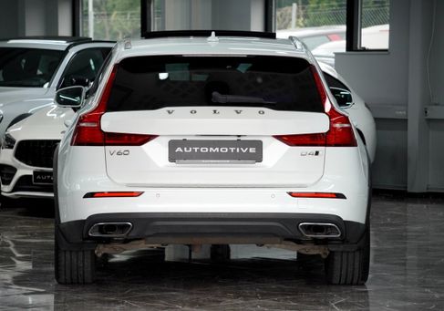 Volvo V60 Cross Country, 2019