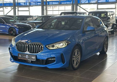 BMW 118, 2021