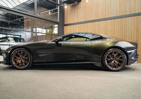 Aston Martin Vanquish, 2025