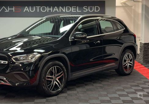 Mercedes-Benz GLA 250, 2020