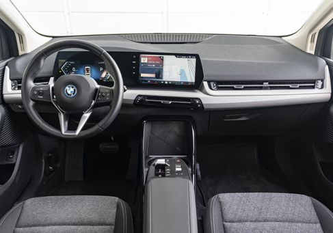 BMW 225 Active Tourer, 2025