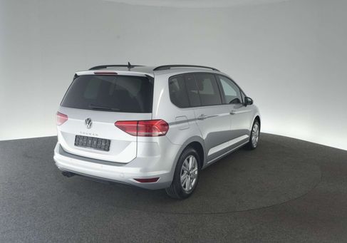 Volkswagen Touran, 2023 2