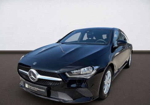 Mercedes-Benz CLA 180, 2022