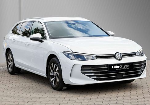 Volkswagen Passat Variant, 2024 3