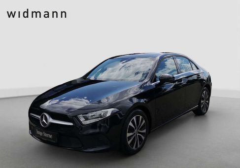 Mercedes-Benz A 180, 2022