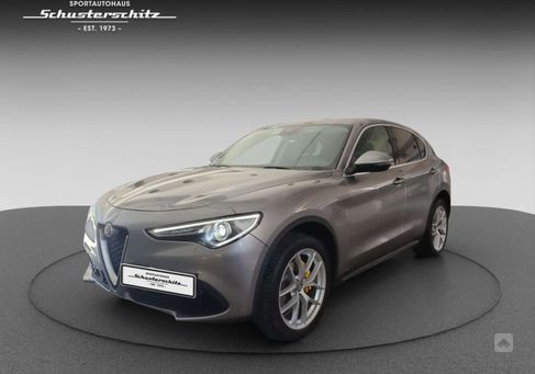 Alfa Romeo Stelvio, 2017