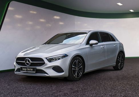 Mercedes-Benz A 200, 2023