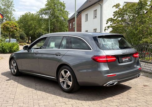 Mercedes-Benz E 220, 2018