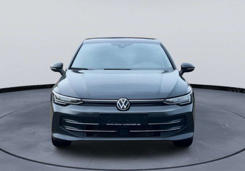 Volkswagen Golf, 2025