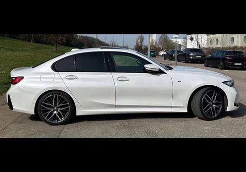 BMW 320, 2024 3