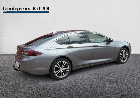 Opel Insignia, 2018 3