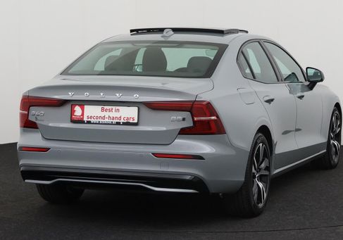 Volvo S60, 2023