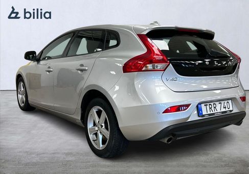 Volvo V40, 2018