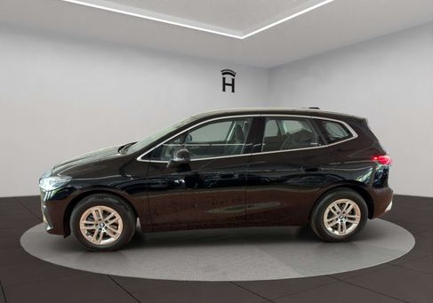 BMW 218, 2022 2
