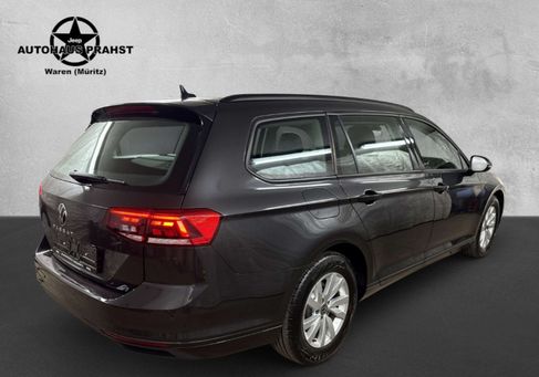 Volkswagen Passat, 2023