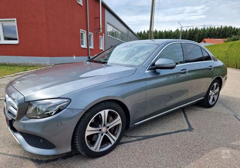 Mercedes-Benz E 220, 2017