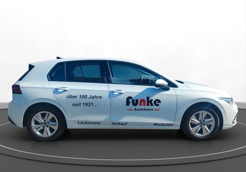Volkswagen Golf, 2023 2