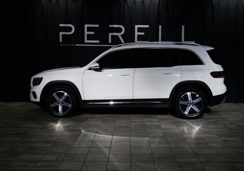 Mercedes-Benz GLB 200, 2021