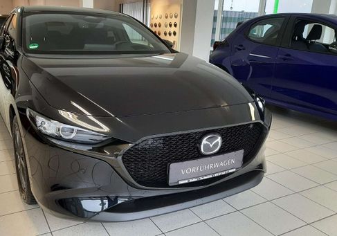 Mazda 3, 2025