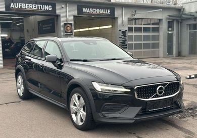 Volvo V60 Cross Country, 2021