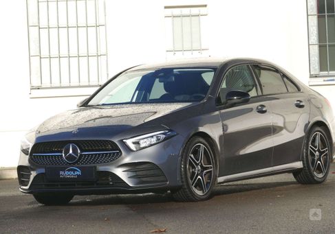 Mercedes-Benz A 200, 2022