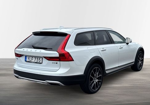 Volvo V90 Cross Country, 2017
