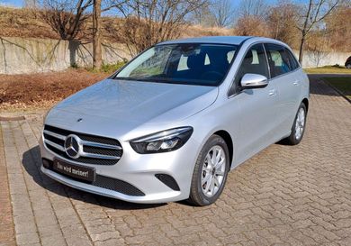 Mercedes-Benz B 200, 2022