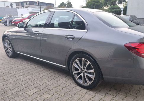 Mercedes-Benz E 400, 2019