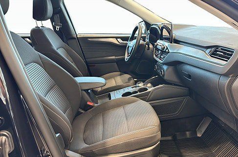 Ford Kuga, 2023