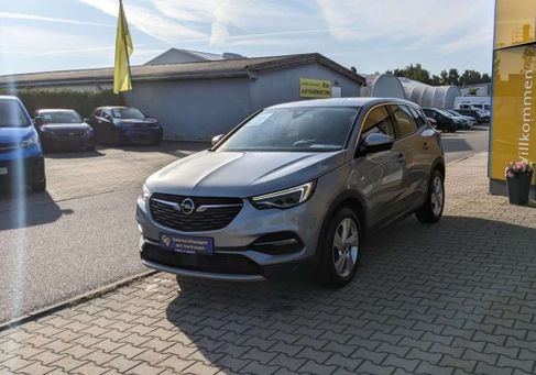 Opel Grandland X, 2020 3