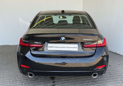 BMW 320, 2022