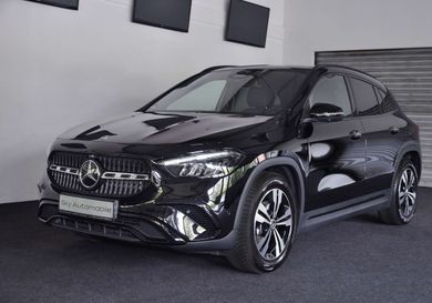 Mercedes-Benz GLA 180, 2025