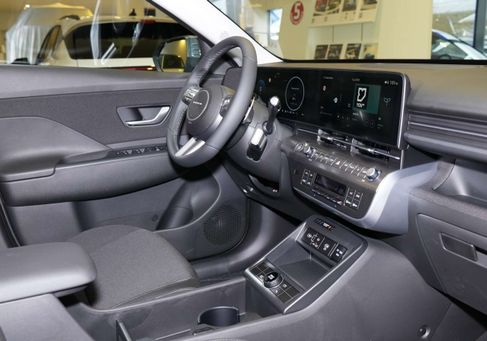 Hyundai Kona, 2025 3