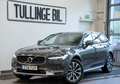 Volvo V90 Cross Country, 2021