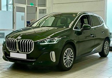 BMW 218, 2024