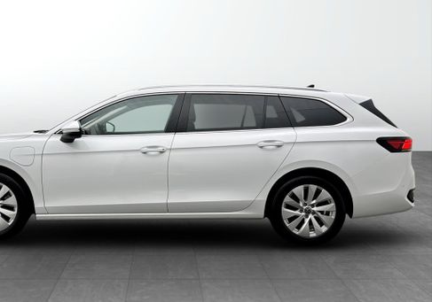 Volkswagen Passat Variant, 2025 2